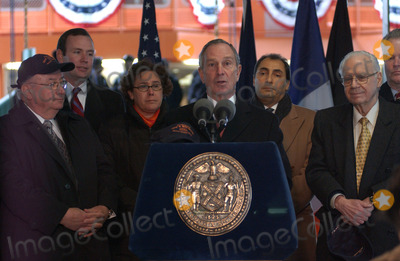 Photos and Pictures - NEW YORK, JANUARY 26, 2005 Mayor Michael Bloomberg and Guy Molinari take ...